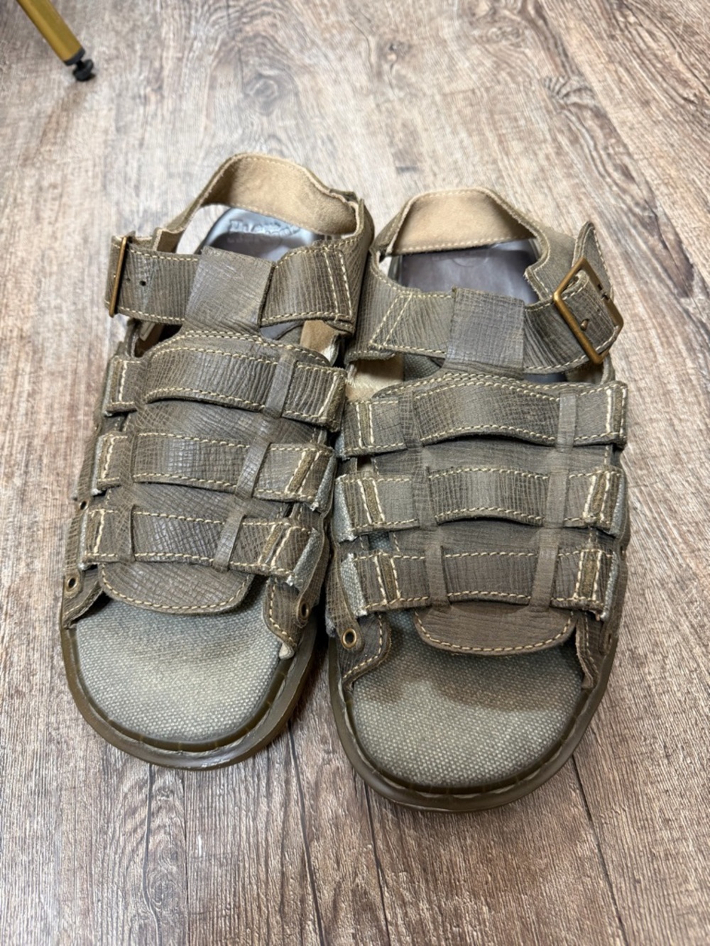 Dr Martens vintage sandals
